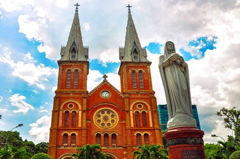 Catedral de Notre Dame in Ho Chi Minh City